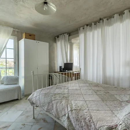 Villa Luxurious In With Jacuzzi Les Issambres